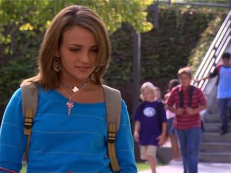 zoey 101 season 2 release date trailers cast synopsis and reviews
