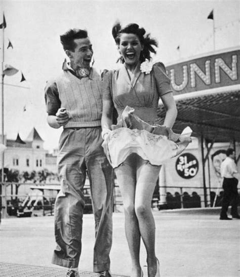 Pin By Erika Sipos On Vintage Retro Vintage Photography Vintage Couples Black And White