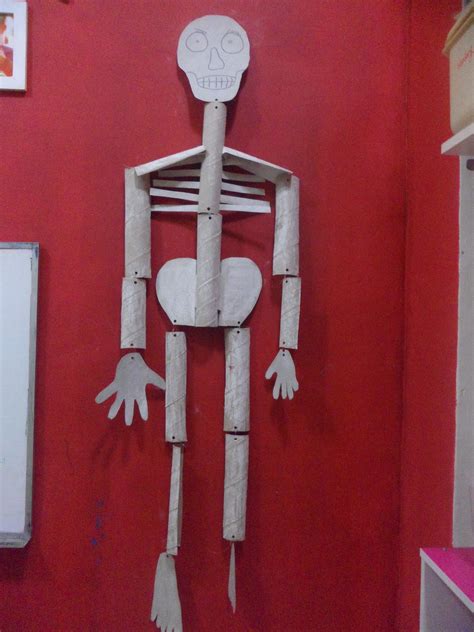The 2Balqis: Our skeleton craft!
