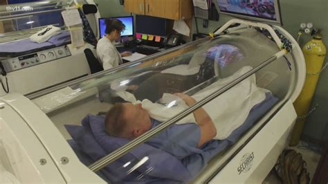 A look inside the hyperbaric chamber at CHI St. Vincent | thv11.com