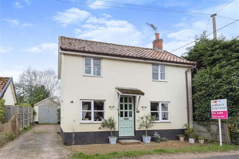 3 Bed Property For Sale In White Hart Street East Harling Norwich