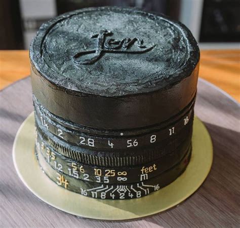 Birthday Cake Art For A Photographer Perfectly Recreates His Favorite Lens