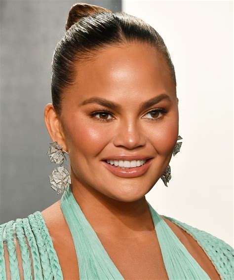 You Wont Believe This 13 Facts About Chrissy Teigen Model Chrissy