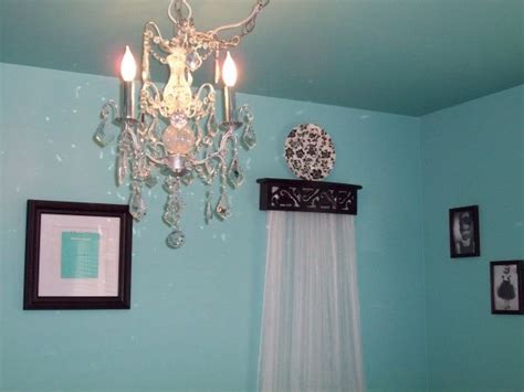 Free interior designers are standing by. breakfast at tiffanys bedroom decor | My Audrey Hepburn ...
