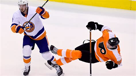 Share the best gifs now >>>. NHL playoffs: New York Islanders win opener vs ...