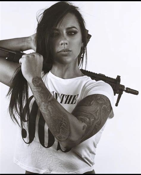 Pin By David On Handk Guns In 2020 Alex Zedra Girl Guns Military Girl