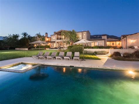 House Of The Day This 25 Million Malibu Mansion Comes With A Secr