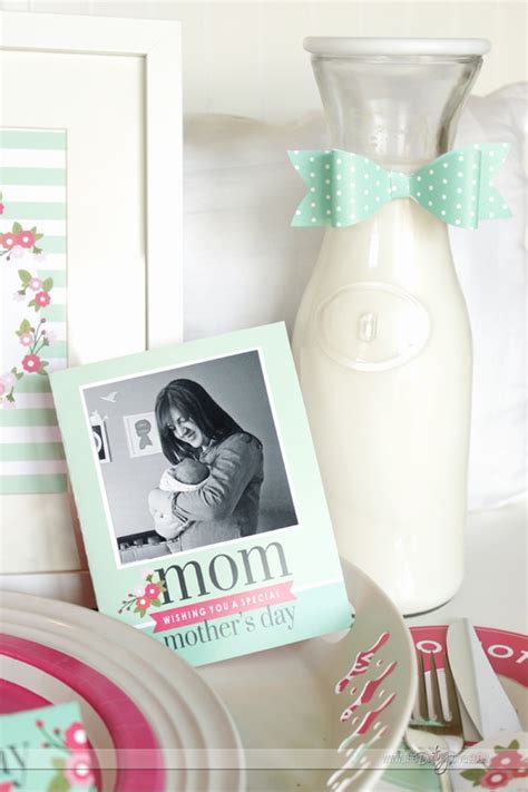 Beautiful Mothers Day Breakfast In Bed Printable Kit From The Dating Divas