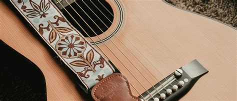 Amazon Guitar Strap Embroidered Red Vintage Woven W Free Bonus