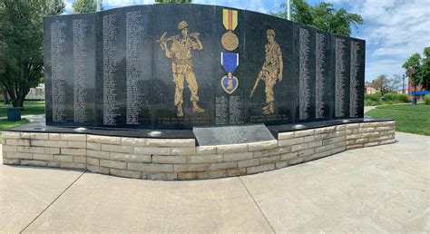 The State Of Kansas Vietnam Veterans Memorial в 2020 г Ветераны вьетнама