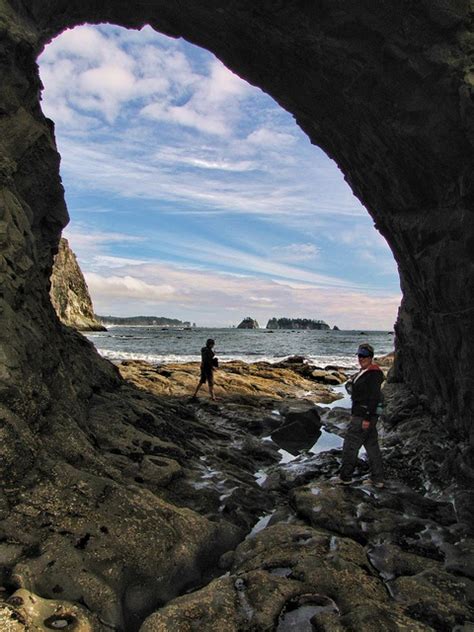 Hole in the wall, rialto beach, wa. Hike Hole in the Wall @ Rialto Beach, WA | places to visit ...