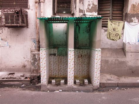 W Tajlandii I Indonezji Toaleta Publiczna