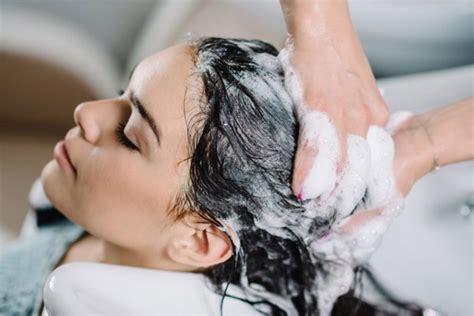 massage da đầu có tác dụng gì cách mát xa da đầu đúng hiệu quả nhất