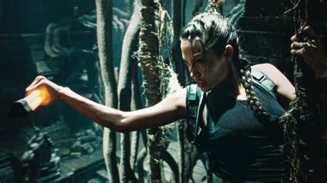 Tomb Raider Lara Croft 2018 Smotret Online Hd Sadebaspain