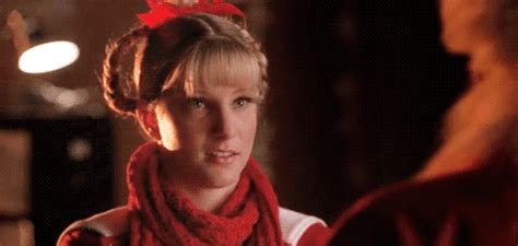 A Very Glee Christmas Recap Glee Christmas Special Very Christmassy