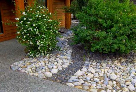 Large chunks of rock are made into benches, sculptures, lawn ornaments and landscaping focal points. Xeriscape ideas
