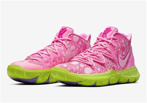 The Nike Kyrie Patrick Star Releases On August Th Tenis De Basquete Nike Nike Basquete Nike