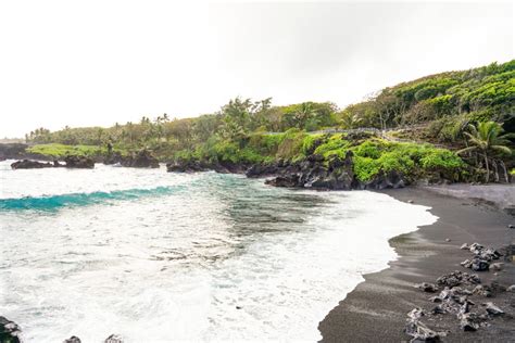 Honokalani Black Sand Beach Maui Hawaii Melisine