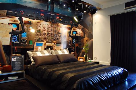 Aviation Geek Bedroom Cool Dorm Rooms Awesome Bedrooms Beautiful
