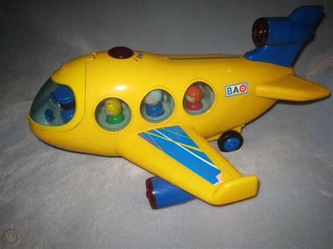 Bao Large Yellow Magic Jet Toy Electronic Toy Plane 16 W Pilots