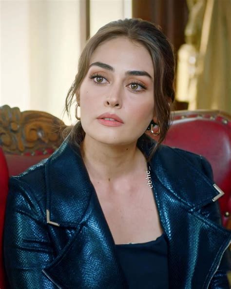 Beautiful Actress And Model Esra Bilgic Esra Bilgic Beautiful Actresses Turkish Beauty