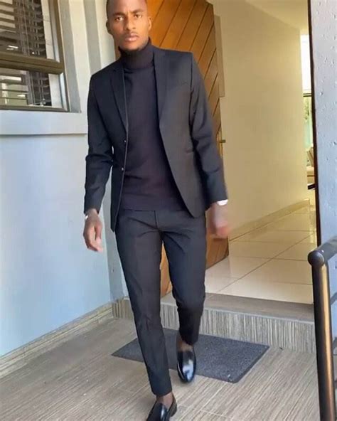 Orlando Pirates Star Thembinkosi Lorch Steps Out In Unusual Fashion