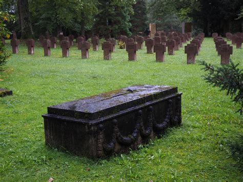Free Images Tree Dark Garden Gloomy Tomb Past Resting Place