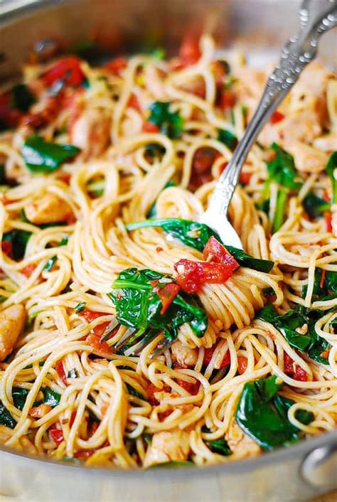 Let cook until the tomatoes begin to soften, about 2 minutes. Tomato Spinach Chicken Spaghetti - Julia's Album