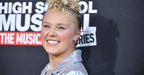 Jojo Siwa Explained Why She Prefers To Identify As Gay Rather Than