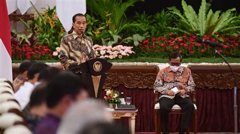 Presiden Jokowi Pimpin Sidang Kabinet Paripurna Perdana 2023 Bahas Apbn