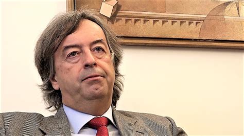 Maybe you would like to learn more about one of these? 'immunologo Roberto Burioni | ILFOGLIETTONE.ITILFOGLIETTONE.IT