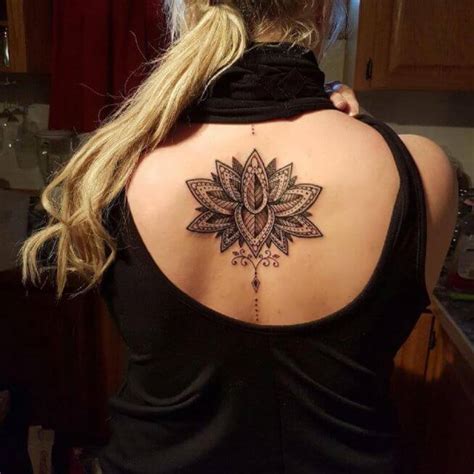 All tattoo gallery ,all chinesse tattoo design,best butterfly tattoo design,best flower tattoo design,best animal tattoo design,sexy and hot tattoo design girl,hot tattoo design men,fairy tattoo design,tree tattoo design,tribal tattoo design. 50+ Cool Back Tattoos For Girls (2018) | TattoosBoyGirl