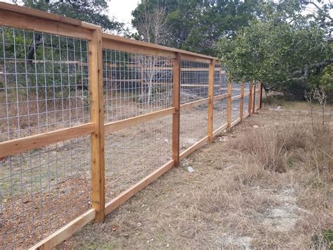 Wood Fence Designs For Cattle Cattle Fencing Tips For Small Farms