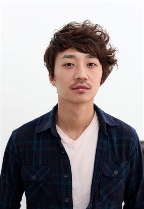 A lot asian guys looking for new hairstyles recently, here we have collected the latest most popular. 70 Cool Korean & Japanese Hairstyles for Asian Guys 2018 ...