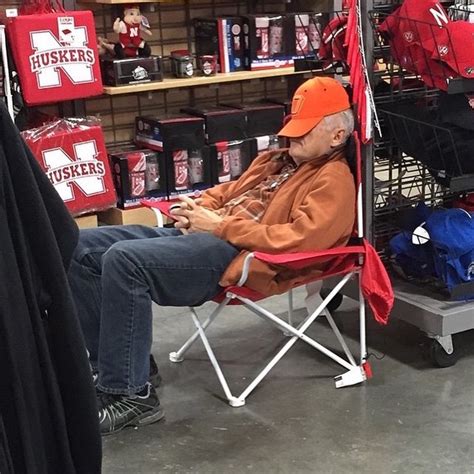 Hilarious Photos Of Miserable Men Waiting For The Shopping Trip To Be