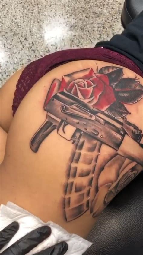 Draco And Roses Butt Tattoo Video Butt Tattoo Girl Thigh Tattoos Thigh Tattoos Women