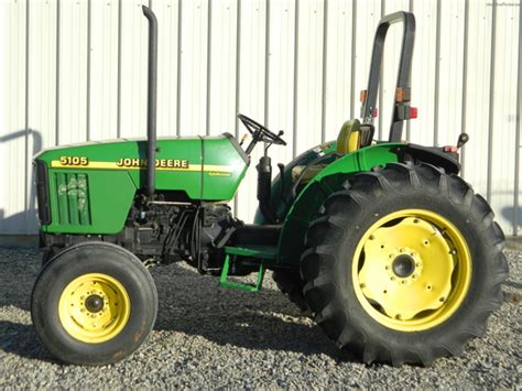 2001 John Deere 5105 Tractors Utility 40 100hp John Deere