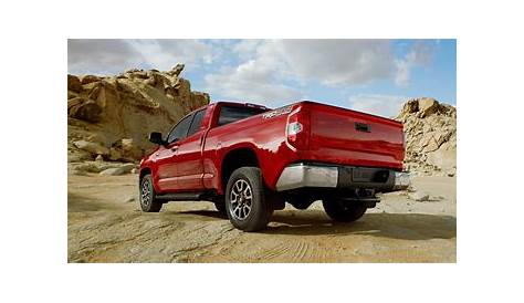 Tow Up to 10,500 lbs. with the 2017 Toyota Tundra