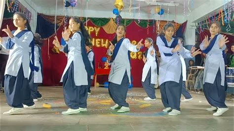 10th Class Girls Dance On Same Time Same Jagah New Year Celebration 2022 In Jnv Sirmour Rewa
