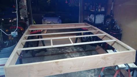 The diy pop up camper project continues, now putting in a new roof or ceiling. Roof replacement on 93 Dutchmen | Pop up camper, Roof ...