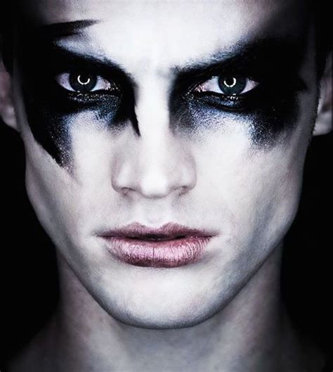 21 Halloween Makeup Ideas For Men Feed Inspiration Male Makeup Fantasy Makeup Gothic Makeup