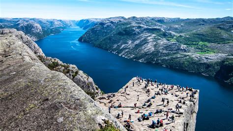 Pulpit Rock How To Get To Preikestolen In Norway Life In Norway