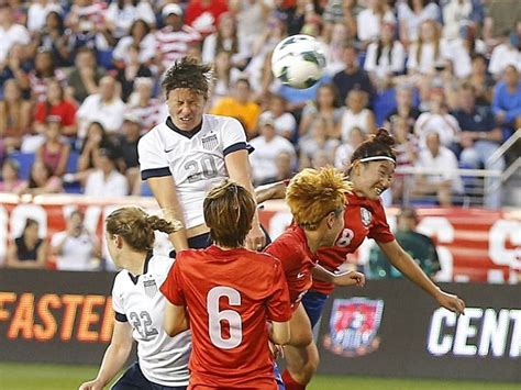 The Chase Is Over Abby Wambach Breaks Mia Hamms Record
