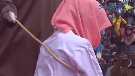 Indonesian Woman Beaten In Sharia Justice Video Until She Passes Out Metro News