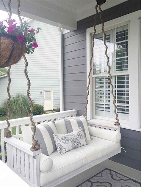 10 Modern Front Porch Furniture