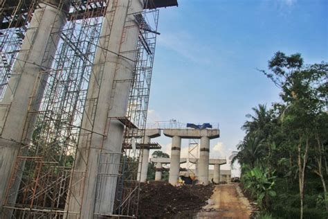 Dinas pariwisata kabupaten bima, bima, indonesia. Berapa Gaji Karyawan di Sektor Konstruksi, Manufaktur, dan Energi di Indonesia tahun 2018 ...
