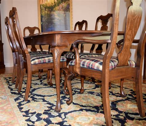 Harden Furniture Co Queen Anne Style Dining Room Table With Six Chairs