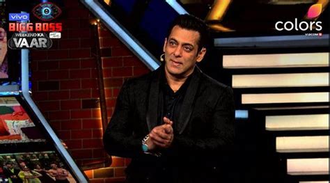 Bigg Boss 13 Weekend Ka Vaar Update Salman Khan Gets Emotional On