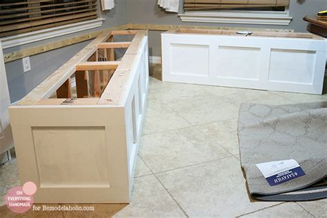 How to build a built in bench. Kitchen Nook Makeover | Adding a Bench