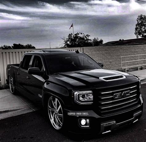Pin By Juan Alonso On Dropped Sierras Chevy Trucks Custom Chevy